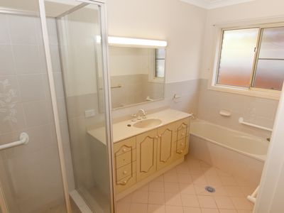 15 Friendship Key, Forster