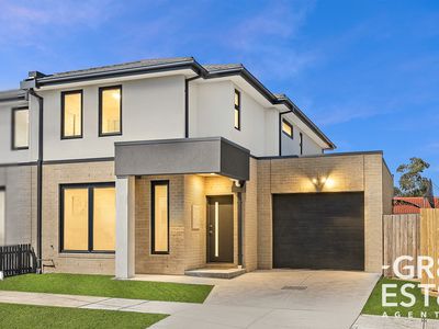2a & 2b Evelyne Avenue, Cranbourne