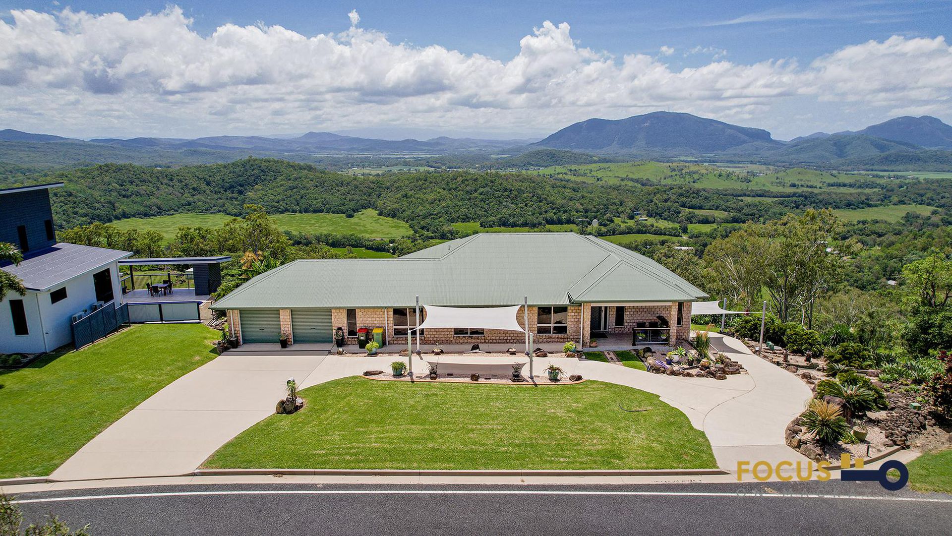 148 Ian Reddacliff Drive, The Leap