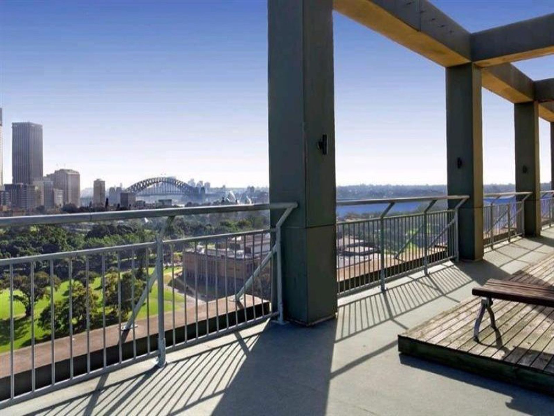 404 / 22-40 Sir John Young Crescent, Woolloomooloo