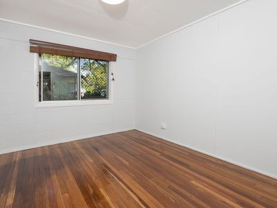 16 Delphinus Street, Inala