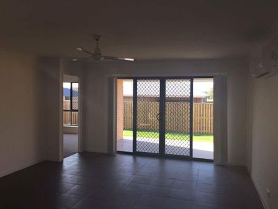 148 Todd Road, Lawnton