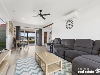 780 Beechwood Road, Beechwood