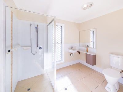 41-43 Rosella Parade, Kingaroy