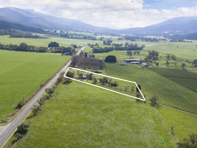 7111 Kiewa Valley Highway, Tawonga