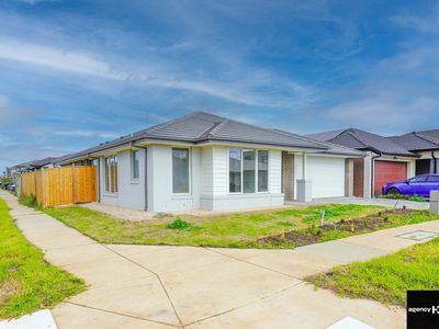 9 lightfoot way, Deanside