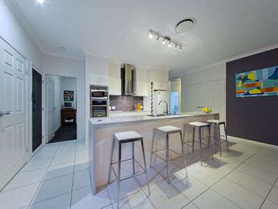 7 Gardenia Place, Wakerley