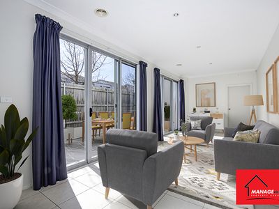 1 TOM NICHOLAS CRESCENT, Forde