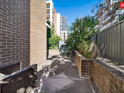 58 / 24 Lachlan Street, Liverpool