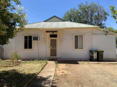 1 / 99 Canal Street, Griffith