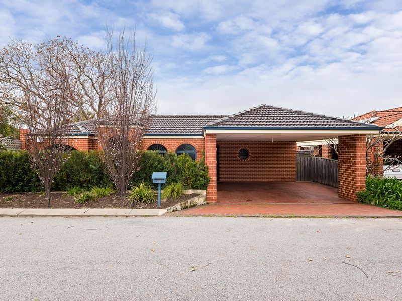 18 Easton Lane, Doubleview