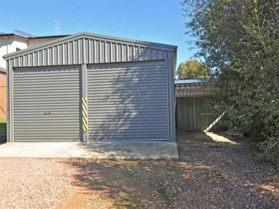 4 Londey Street, Kangaroo Flat