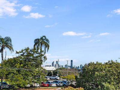 4/111 Kirkland Avenue, Coorparoo