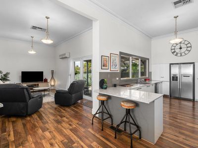 9 The Avenue, Seymour