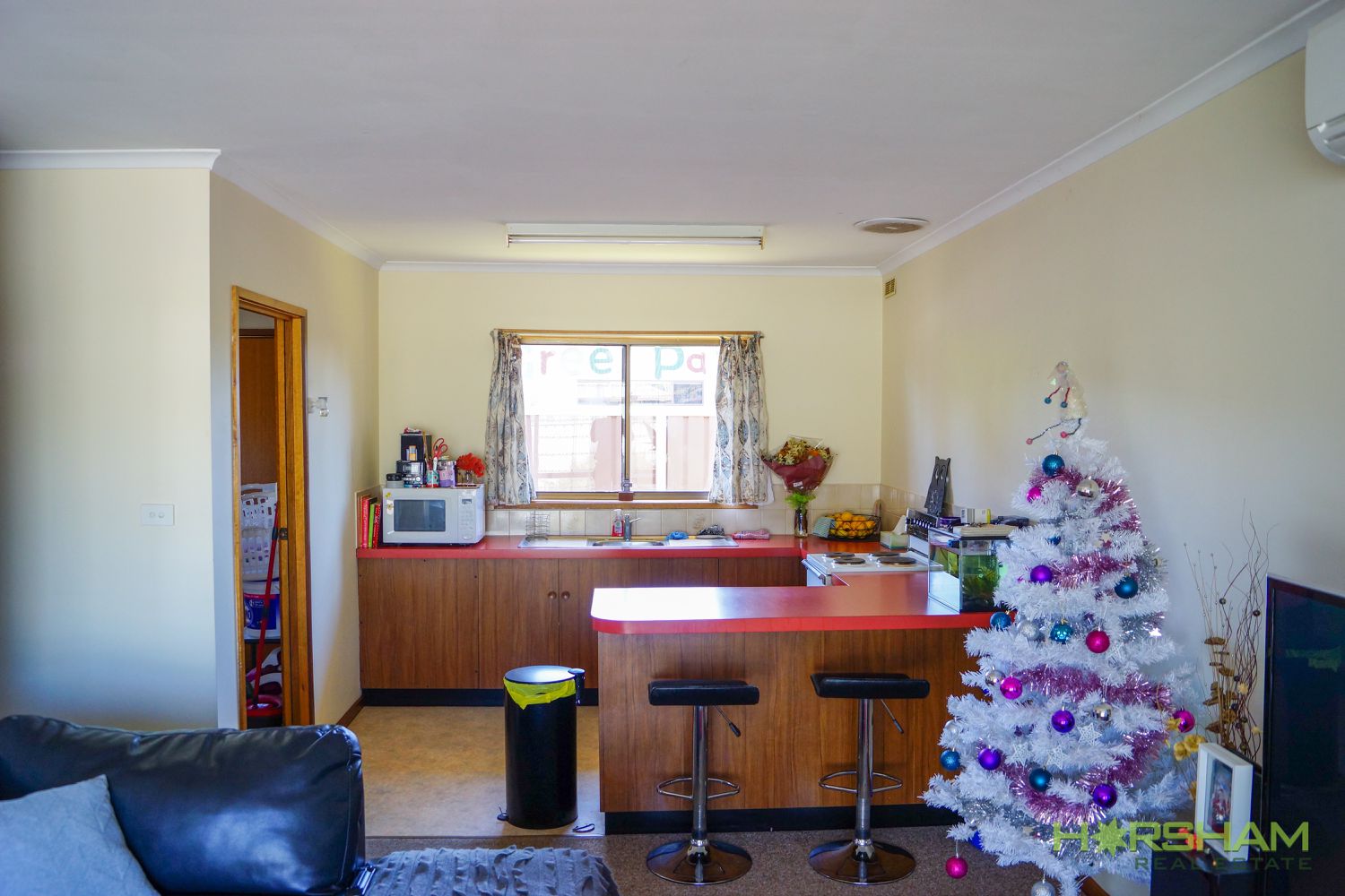 3 / 9 Young Street, Horsham
