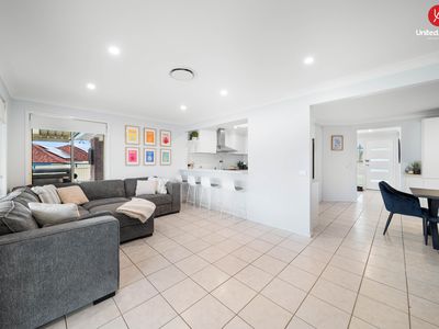 8 Riddell Street, West Hoxton