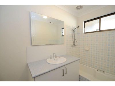 10 Levine Court, Thornlie