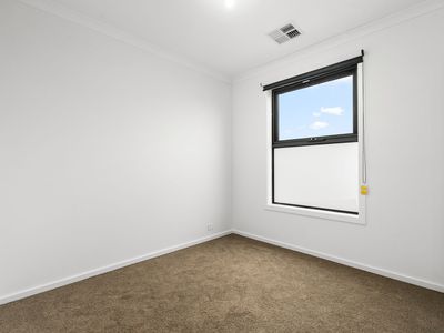 26 Graduation Parade, Taperoo