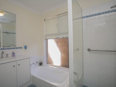 24C Lalor Street, Scarborough