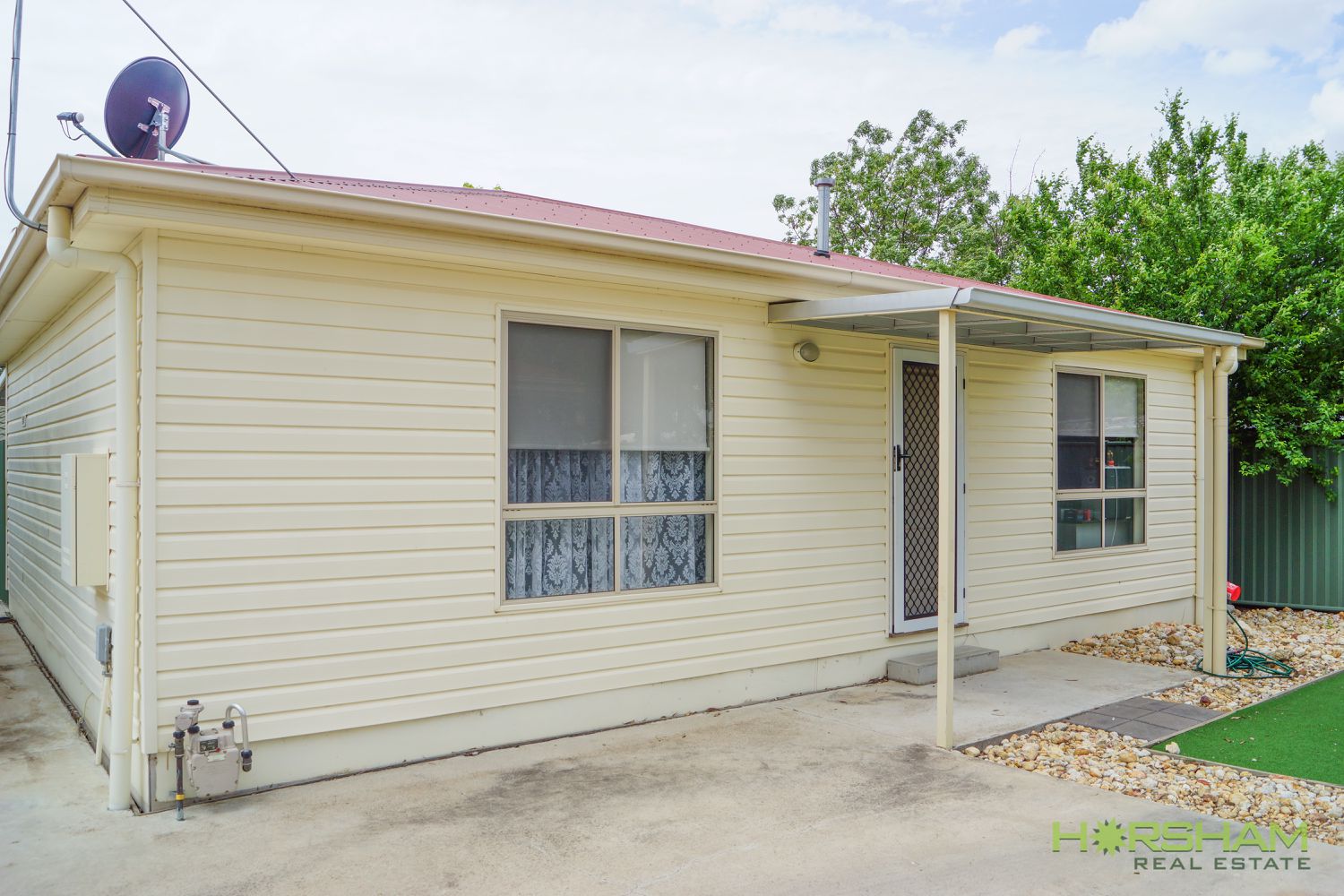 2 / 26 Philip Street, Horsham