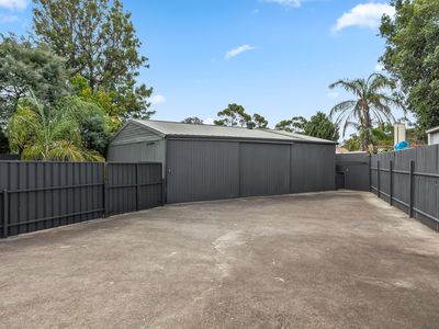 6 Cairney Place, Paralowie