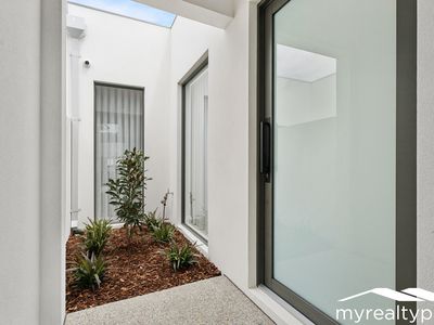 12B Wandarrie Avenue, Yokine