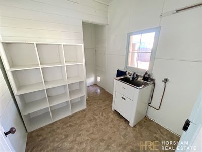 2 Bowden Street, Horsham