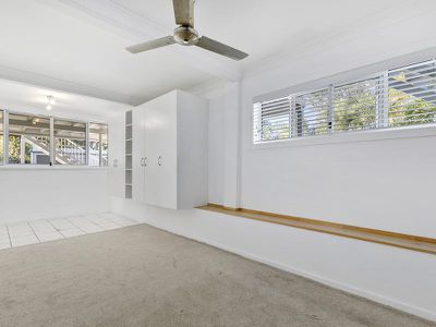 2 / 120 Cypress Street, Torquay