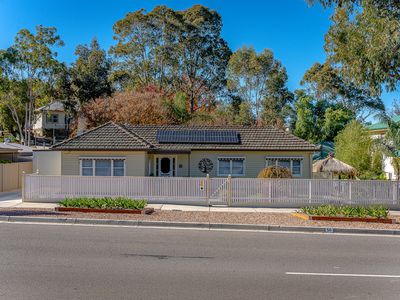56 Maple Street, Golden Square