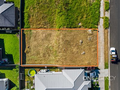 36 Oak Farm Road, Calderwood