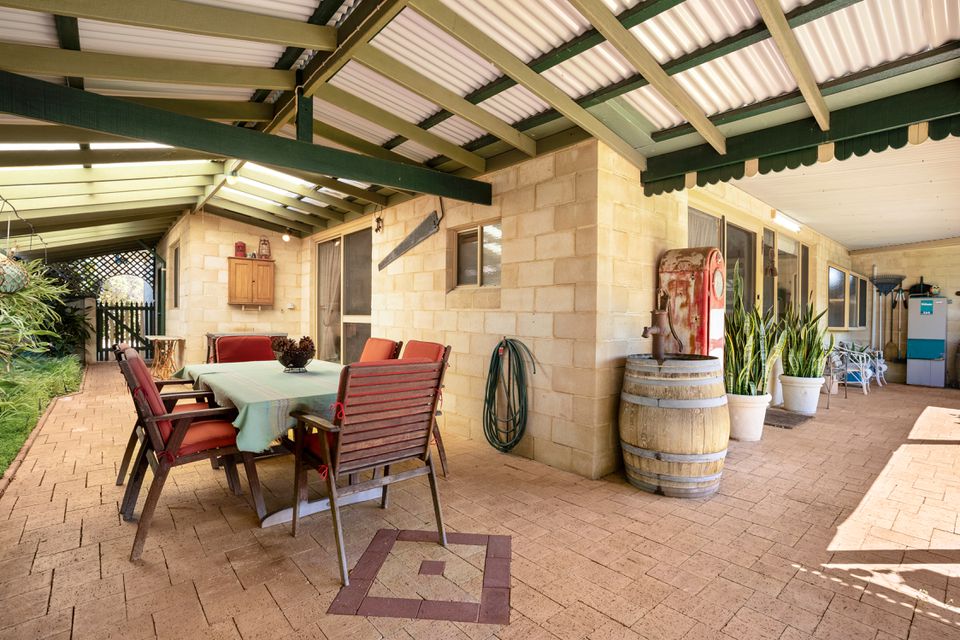 182 Safety Bay Road, Safety Bay