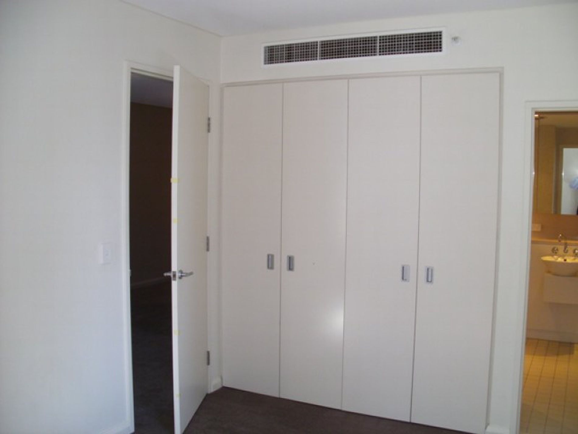 807 / 35 Shelley Street, Sydney