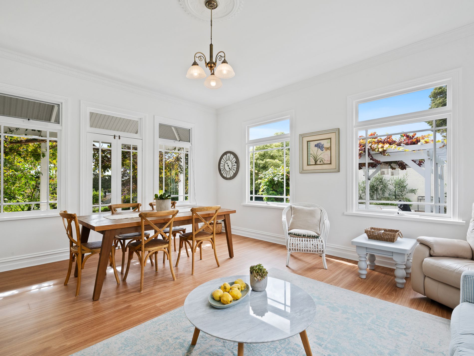 15 Woodbridge Hill Road, Woodbridge