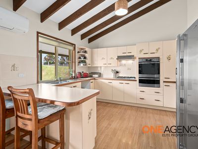19 Rondanella Drive, Kanahooka