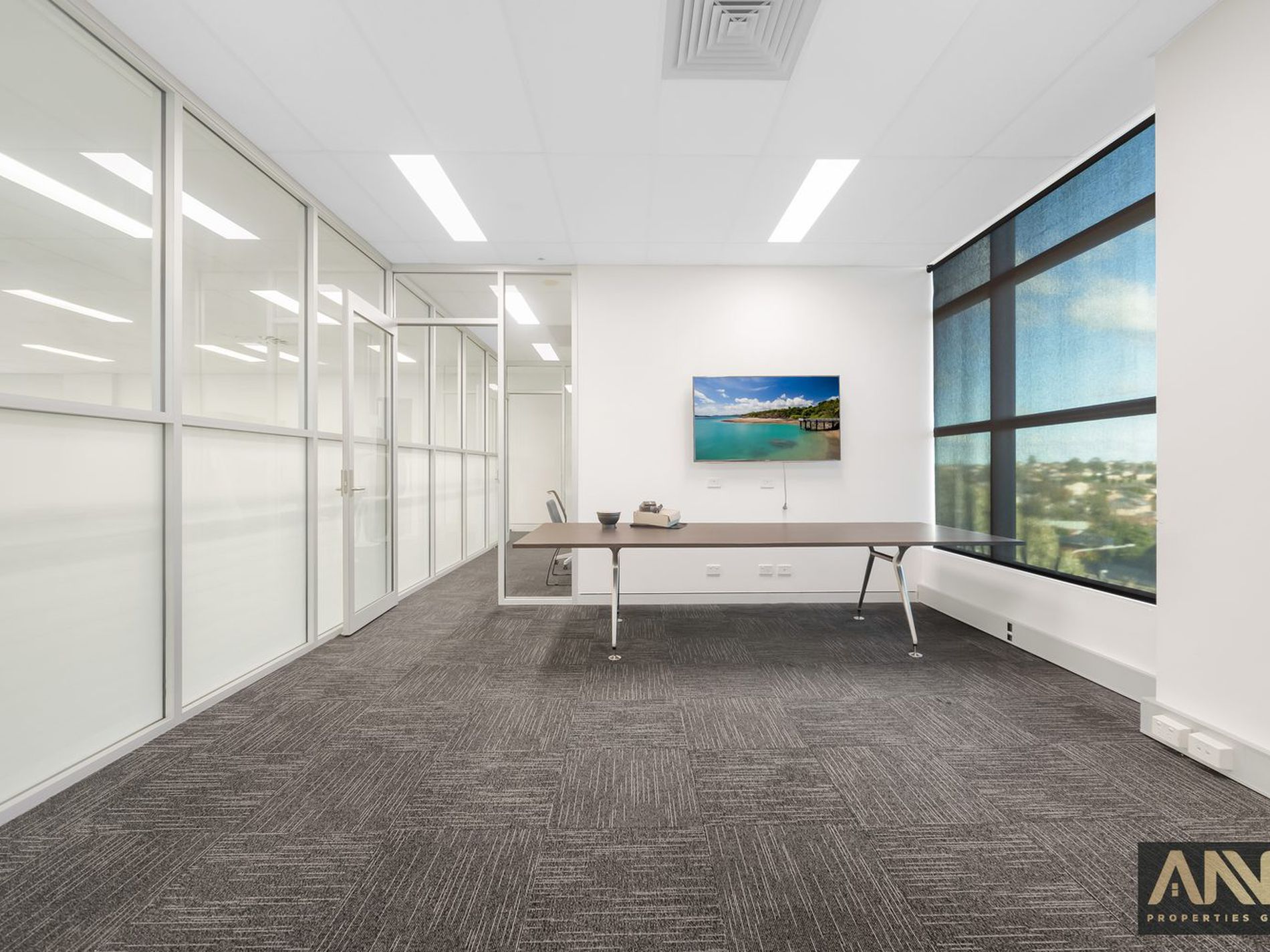 Tenanted Showroom and Office Investment Near Bella Vista Metro — image 14