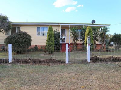18 Earl Street, Kingaroy