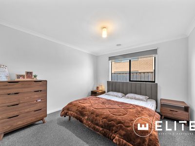 14 Swift Drive, Officer