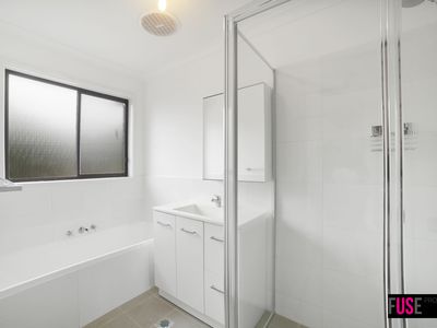 1 / 34 Bungendore Road, Queanbeyan East