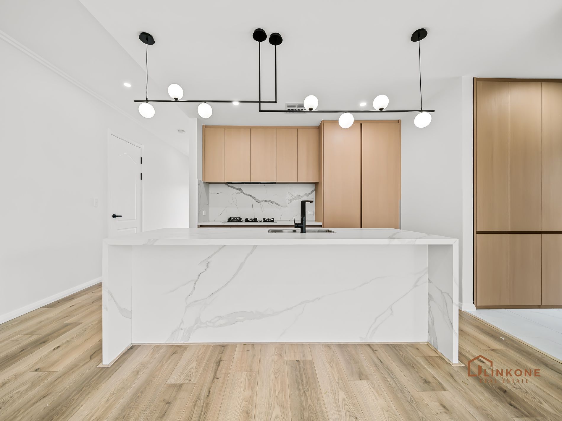 10 Brolga Promenade, Willetton