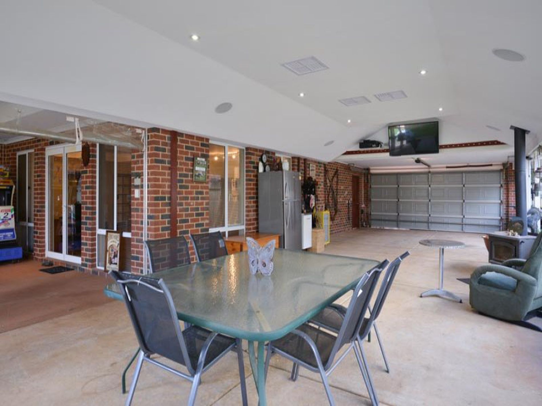 15 Vitali Crescent, Somerville