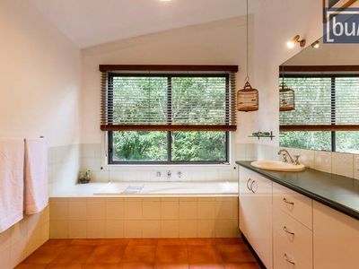 10 Service Basin Road, Yackandandah