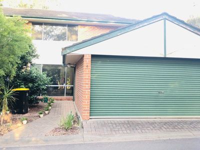 4 / 6 Stapley Street, Kingswood