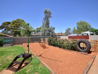 3 Kirwan Court, Hannans