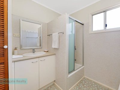 17 Bream St, Woodgate
