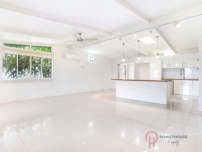 10 Elizabeth Street, Flying Fish Point