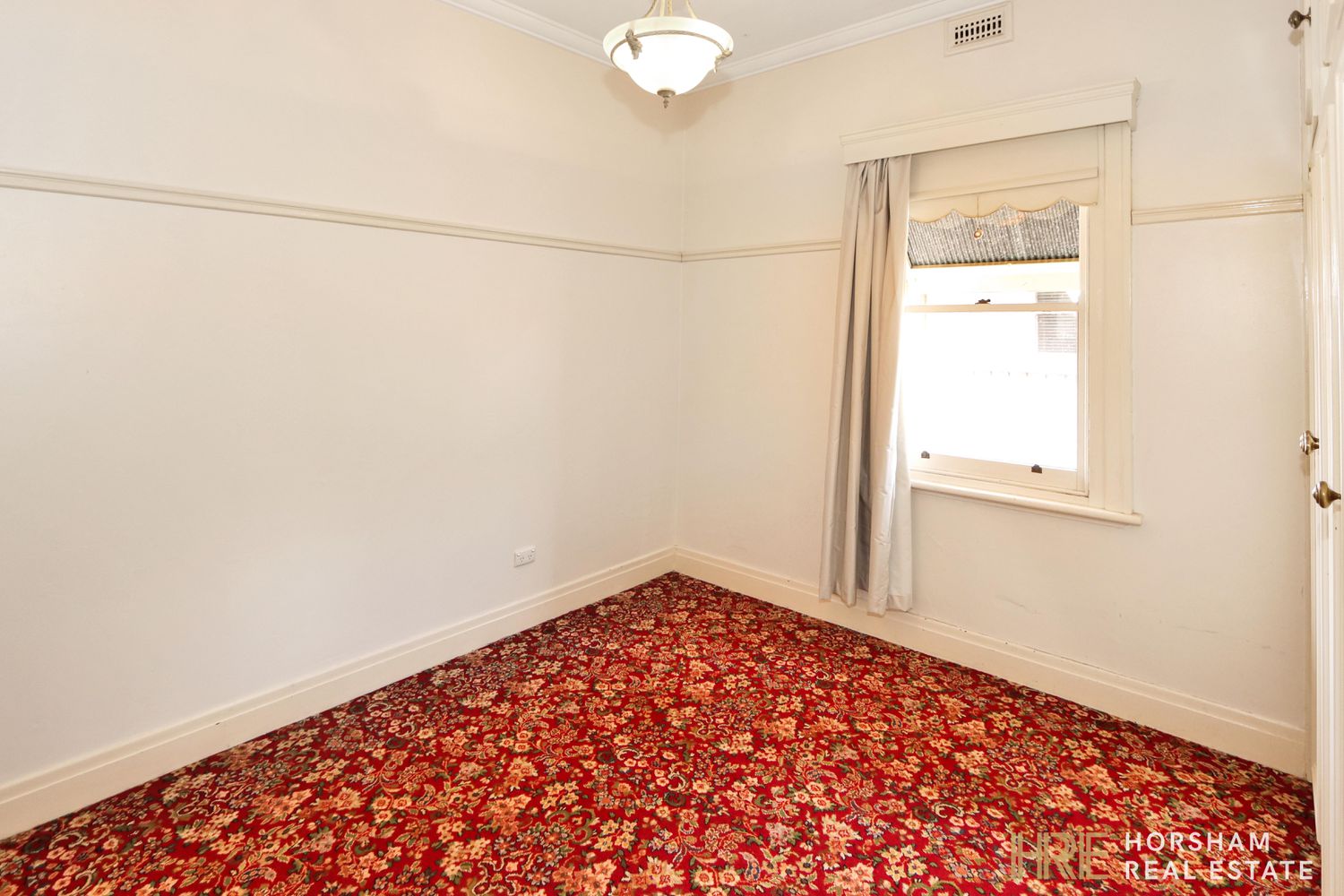 14 Bowden Street, Horsham