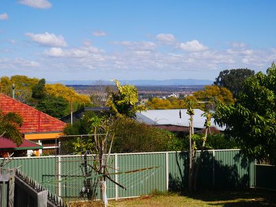 13 MacDiarmid Street, Kingaroy