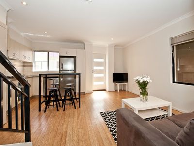 9/386 Stirling Street, Highgate