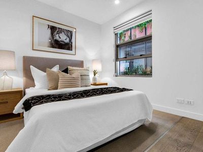 B413 / 810 Elizabeth Street, Waterloo