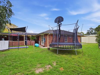 6 Brett Court, Sale